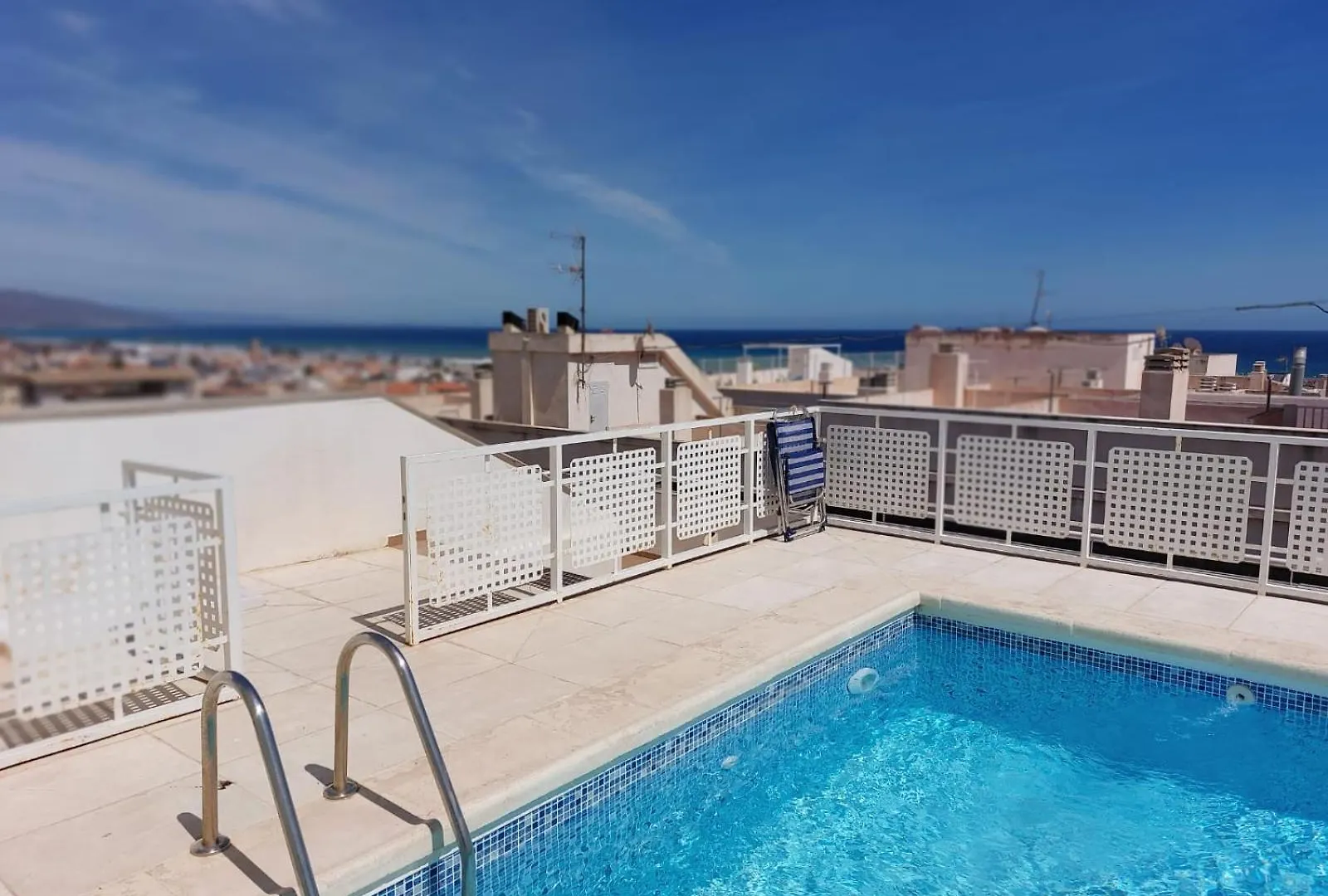 Apartamento Con Piscina Cerca De La Playa Garrucha